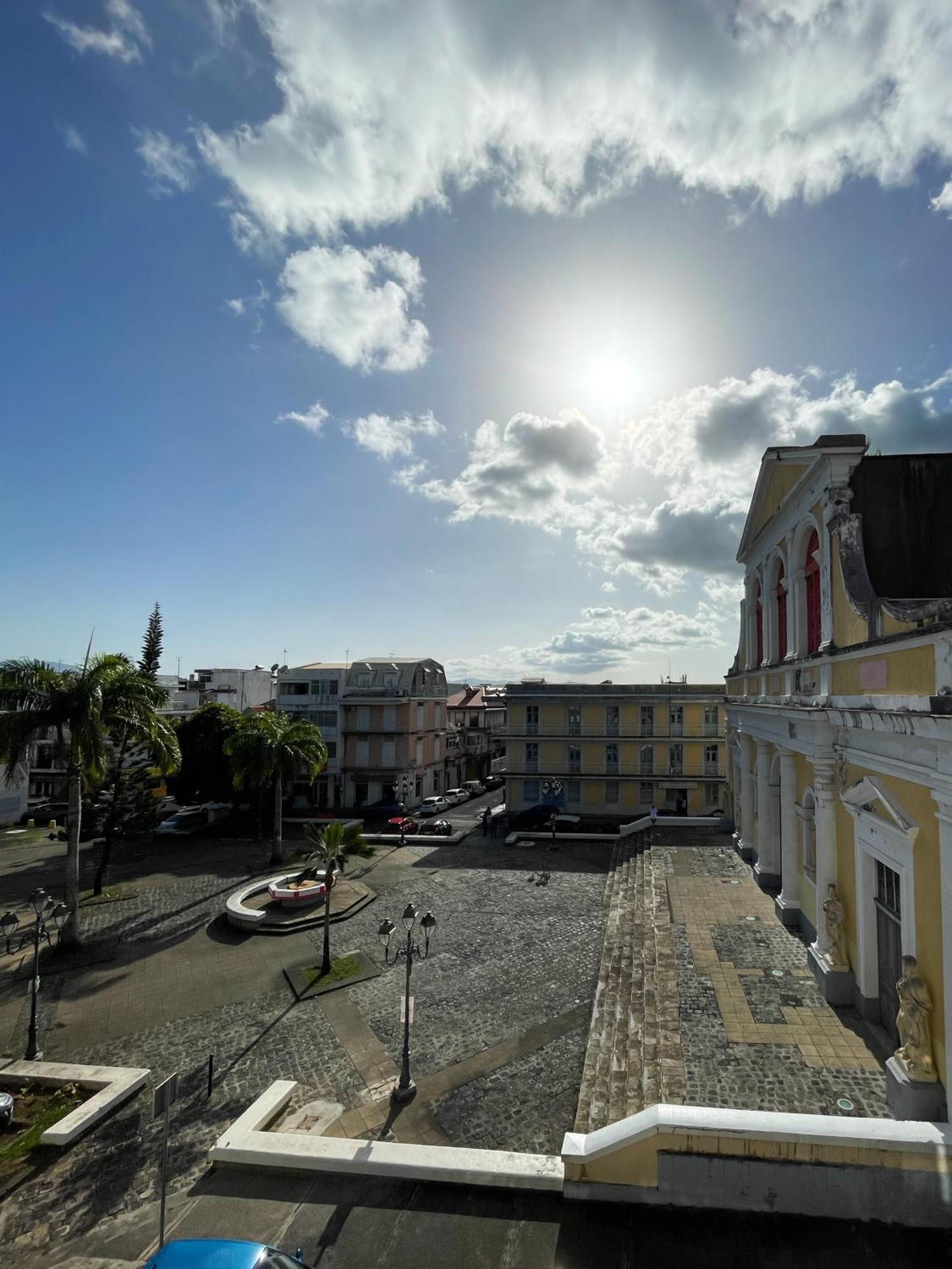 Apartamento Grand Sejour Lumineux Avec Balcon & Vue Cathedrale Pointe-à-Pitre Exterior foto